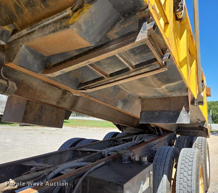 image for item DY0403 2008 Sterling L-Line dump truck