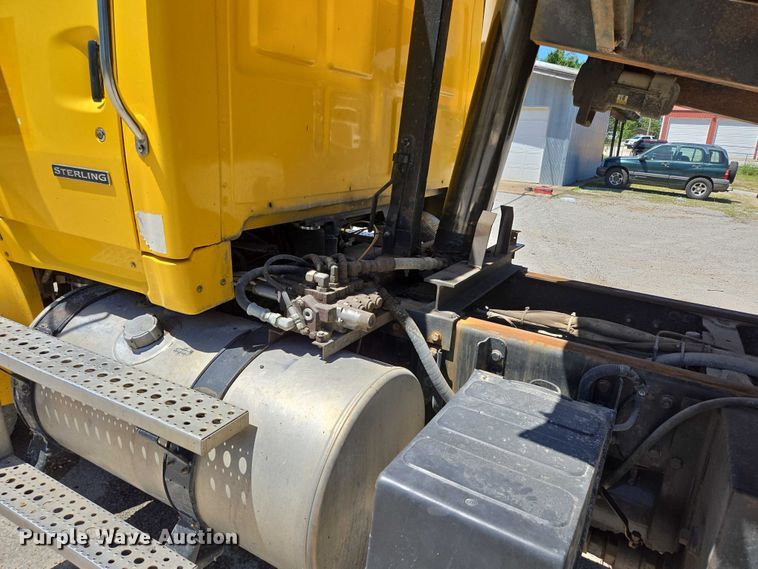 image for item DY0403 2008 Sterling L-Line dump truck