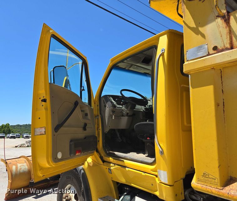 image for item DY0403 2008 Sterling L-Line dump truck