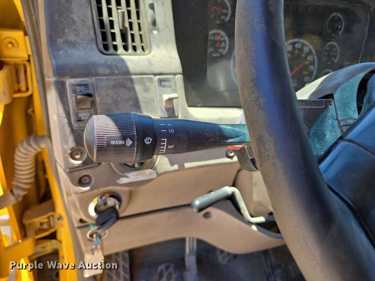 image for item DY0403 2008 Sterling L-Line dump truck