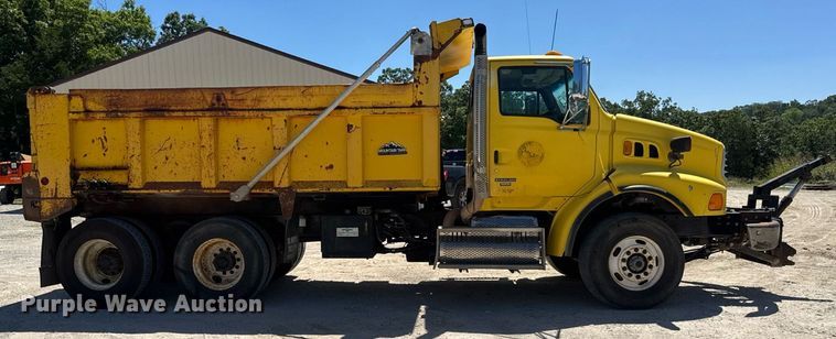 image for item DY0404 2009 Sterling L-Line dump truck