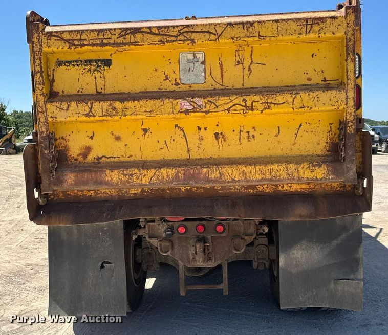 image for item DY0404 2009 Sterling L-Line dump truck