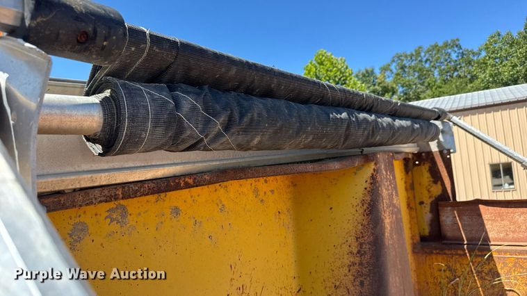 image for item DY0404 2009 Sterling L-Line dump truck