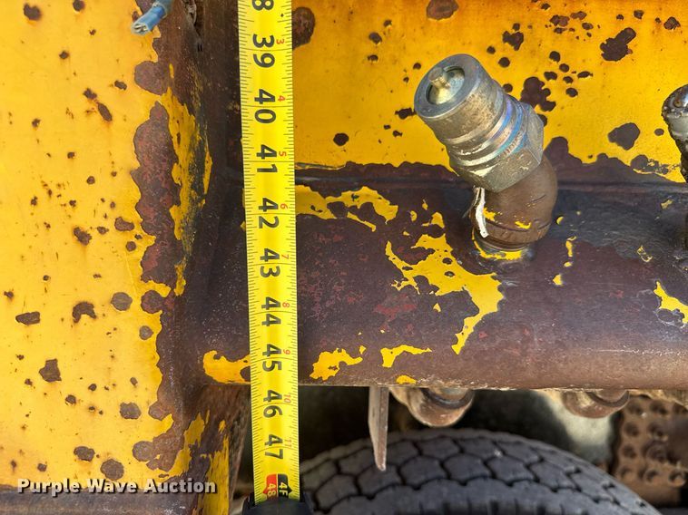 image for item DY0404 2009 Sterling L-Line dump truck