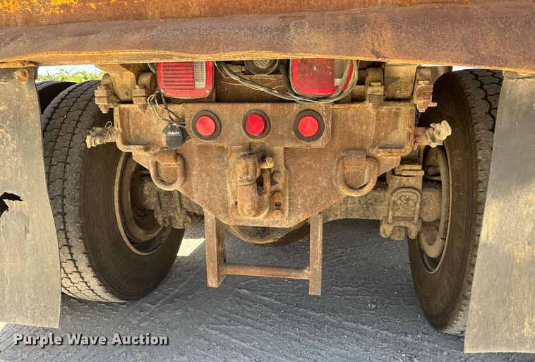 image for item DY0404 2009 Sterling L-Line dump truck