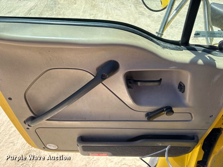 image for item DY0404 2009 Sterling L-Line dump truck