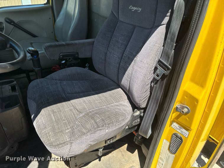 image for item DY0404 2009 Sterling L-Line dump truck