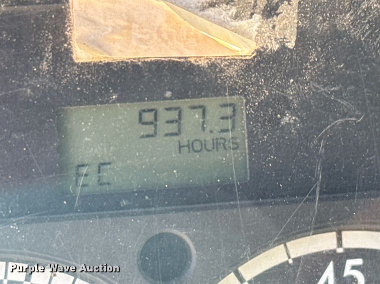 image for item DY0404 2009 Sterling L-Line dump truck