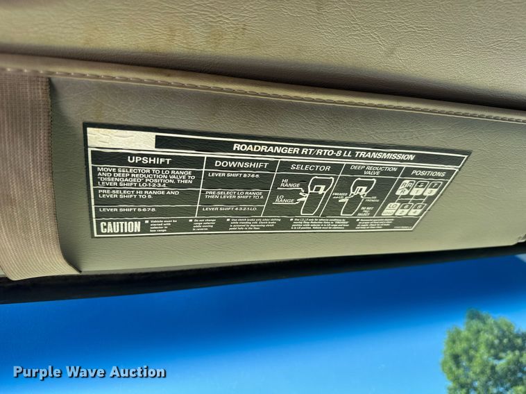 image for item DY0404 2009 Sterling L-Line dump truck