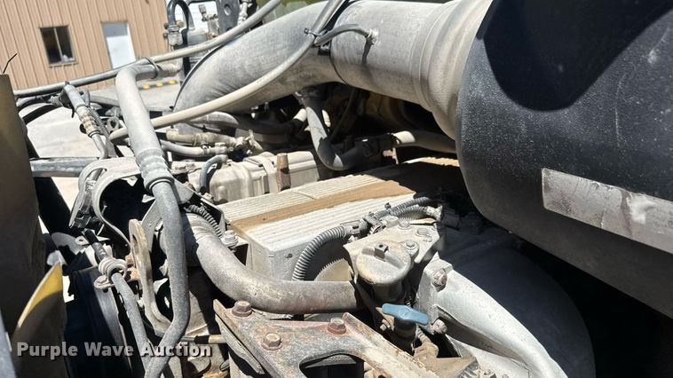 image for item DY0404 2009 Sterling L-Line dump truck