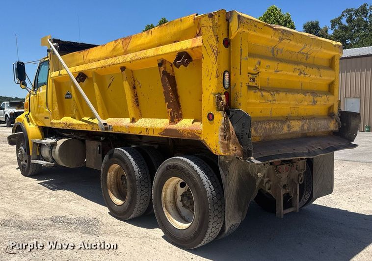 image for item DY0405 2007 Sterling  L-Line dump truck