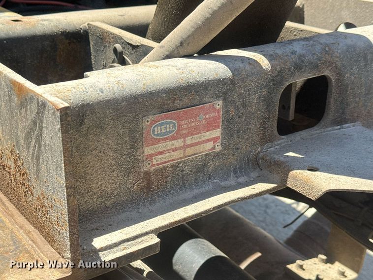 image for item DY0405 2007 Sterling  L-Line dump truck