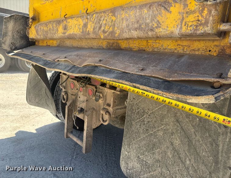 image for item DY0405 2007 Sterling  L-Line dump truck