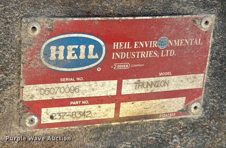 image for item DY0405 2007 Sterling  L-Line dump truck