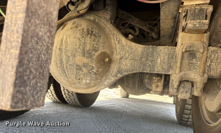 image for item DY0405 2007 Sterling  L-Line dump truck