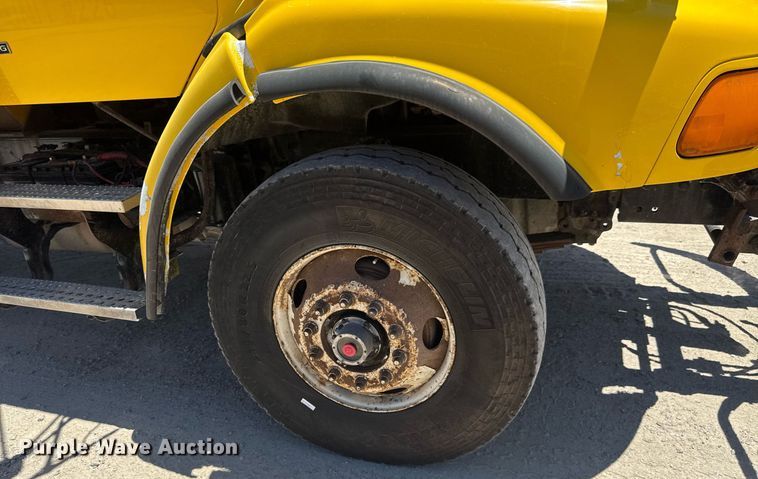 image for item DY0405 2007 Sterling  L-Line dump truck