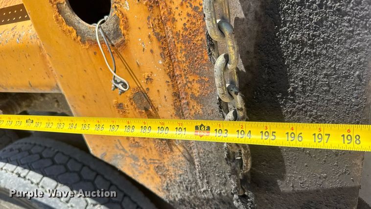 image for item DY0406 2014 Western Star 4700SB dump truck