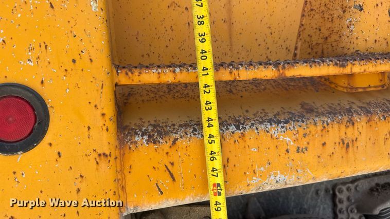 image for item DY0406 2014 Western Star 4700SB dump truck