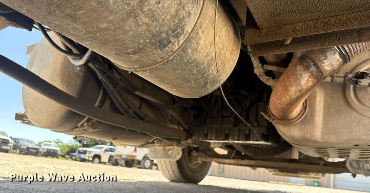 image for item DY0406 2014 Western Star 4700SB dump truck