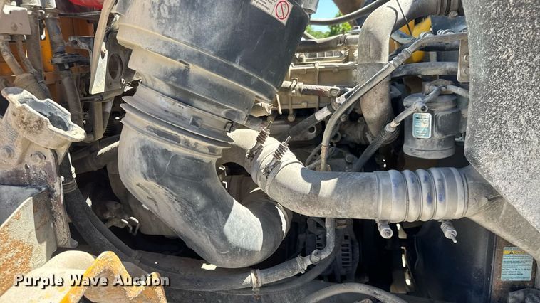 image for item DY0406 2014 Western Star 4700SB dump truck