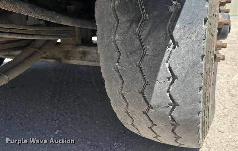 image for item DY0406 2014 Western Star 4700SB dump truck