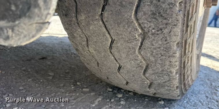 image for item DY0406 2014 Western Star 4700SB dump truck