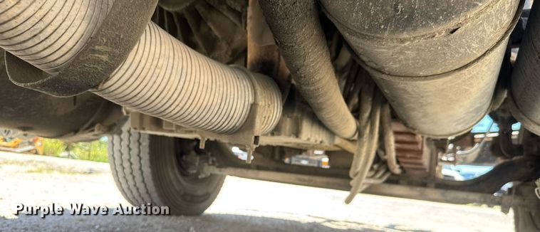 image for item DY0407 2007 Sterling L-Line dump truck