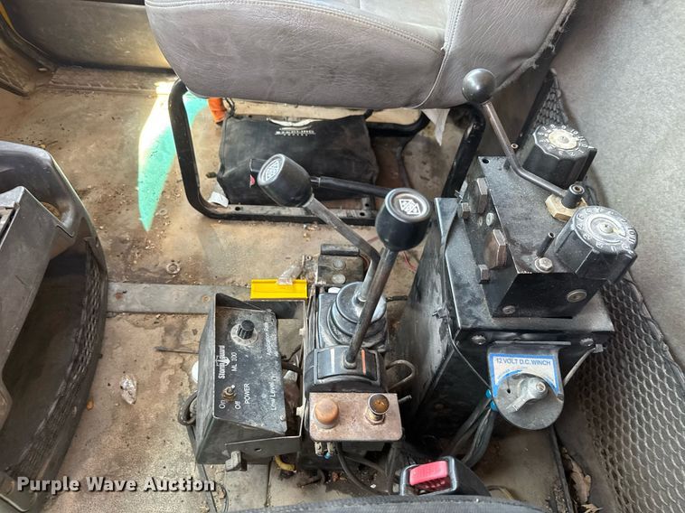 image for item DY0407 2007 Sterling L-Line dump truck