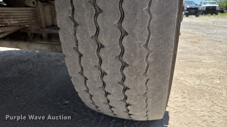 image for item DY0407 2007 Sterling L-Line dump truck