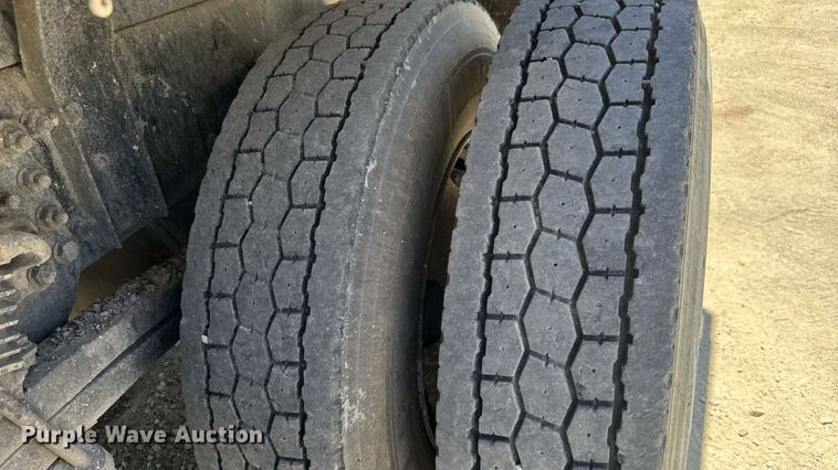 image for item DY0407 2007 Sterling L-Line dump truck