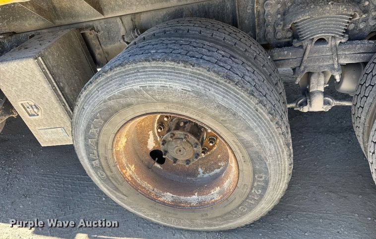 image for item DY0407 2007 Sterling L-Line dump truck