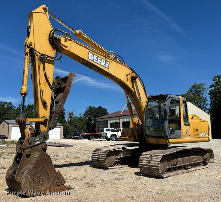 EXCAVADORA 2006 JOHN DEERE 200CLC