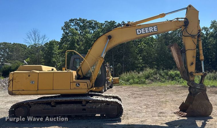 EXCAVADORA 2006 JOHN DEERE 200CLC