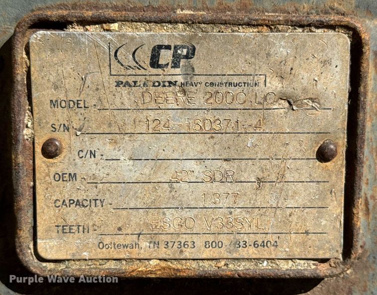 image for item DY0408 2006 John Deere 200C LC excavator