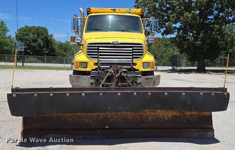 image for item DY0409 2009 Sterling L-Line dump truck