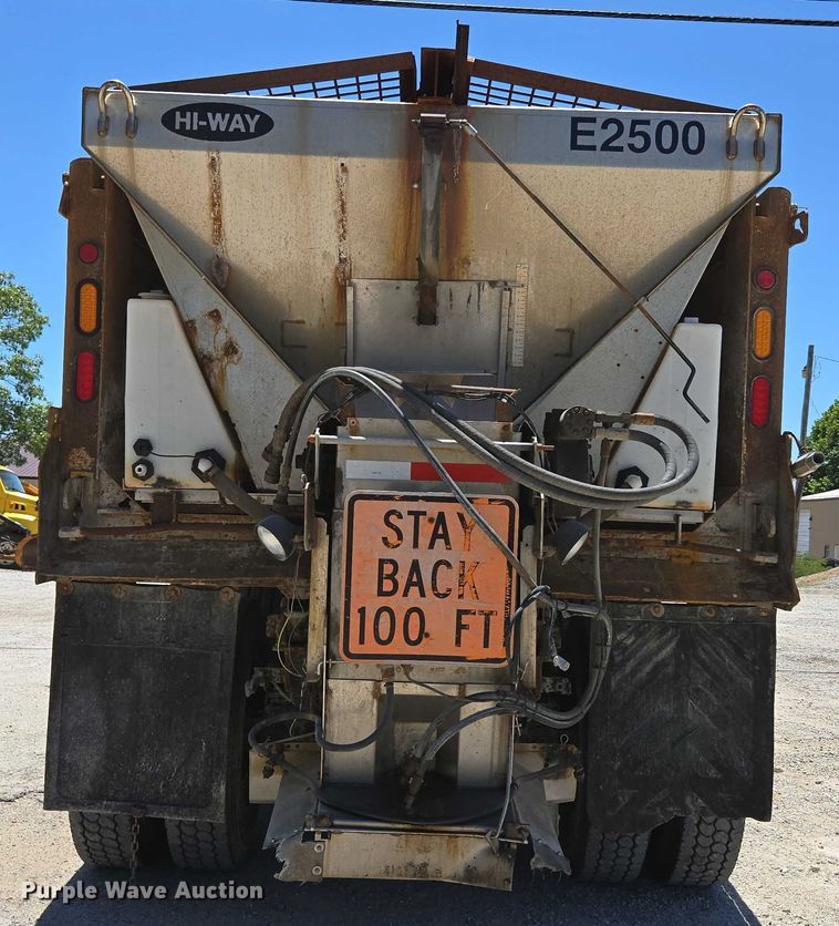 image for item DY0409 2009 Sterling L-Line dump truck