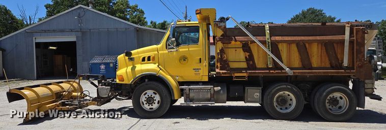 image for item DY0409 2009 Sterling L-Line dump truck