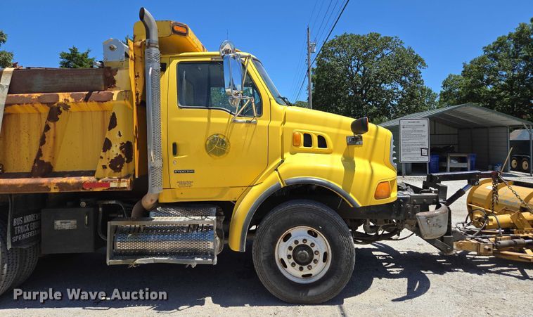 image for item DY0409 2009 Sterling L-Line dump truck