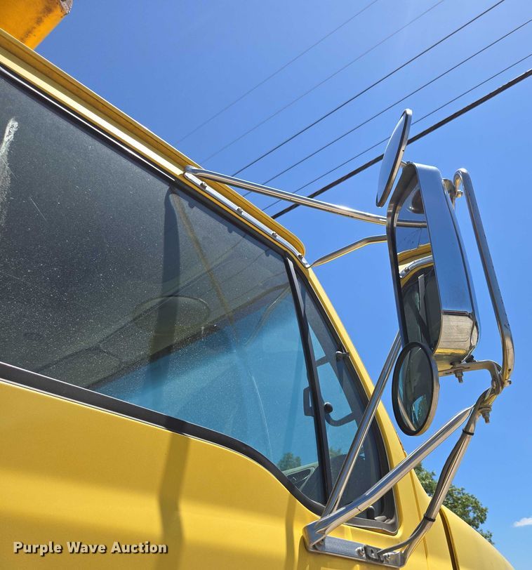 image for item DY0409 2009 Sterling L-Line dump truck