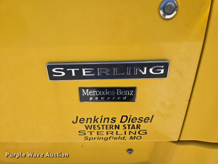 image for item DY0409 2009 Sterling L-Line dump truck