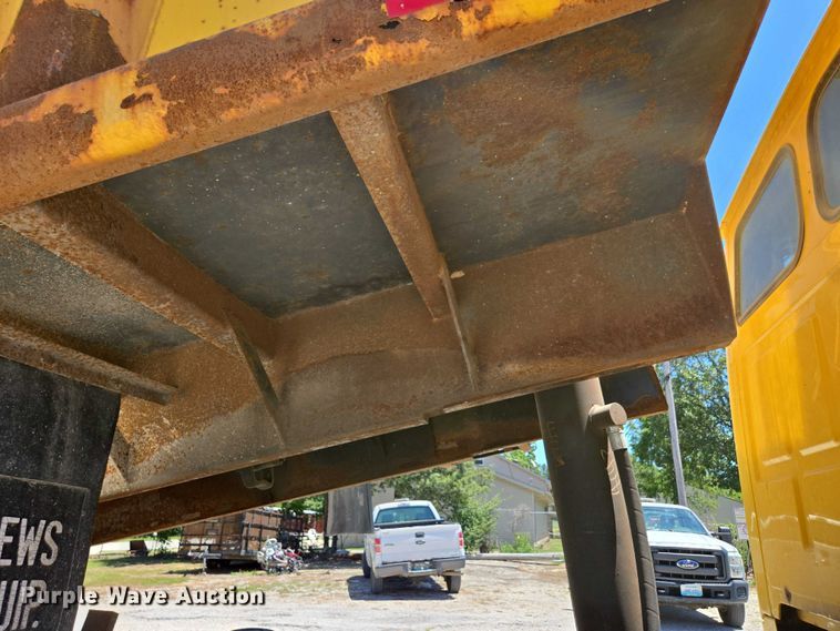 image for item DY0409 2009 Sterling L-Line dump truck