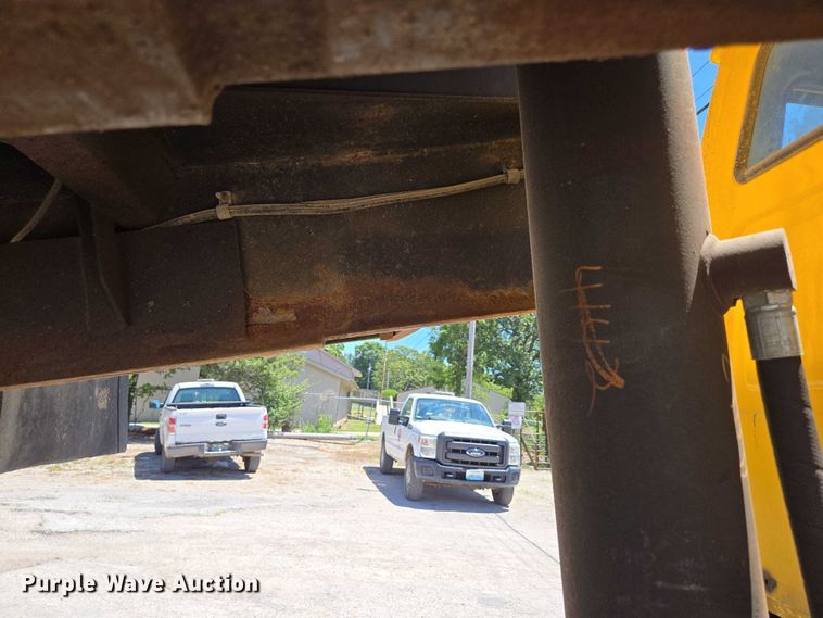 image for item DY0409 2009 Sterling L-Line dump truck