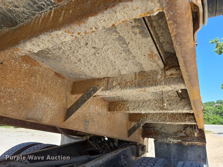 image for item DY0409 2009 Sterling L-Line dump truck