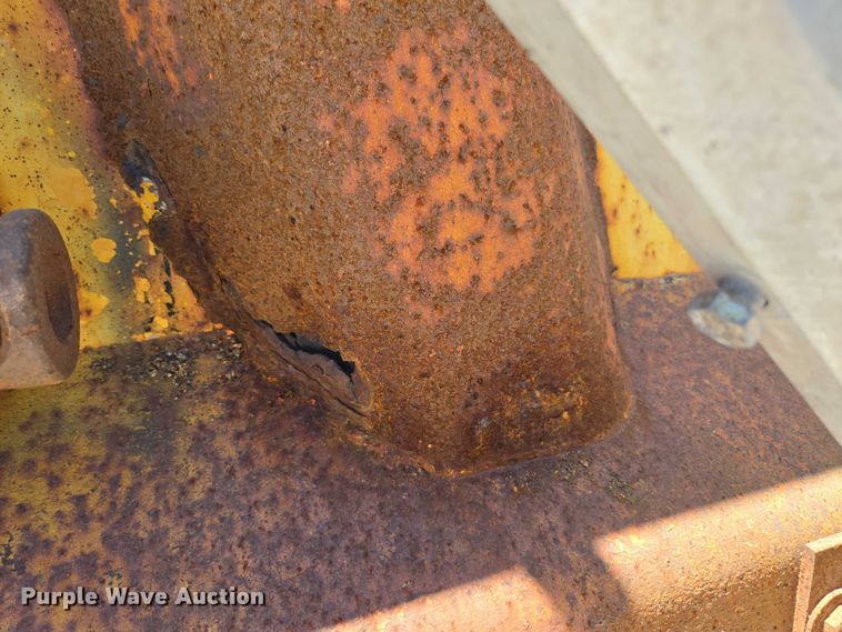 image for item DY0409 2009 Sterling L-Line dump truck