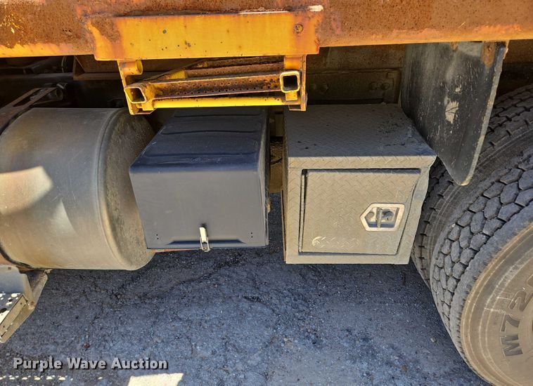 image for item DY0409 2009 Sterling L-Line dump truck