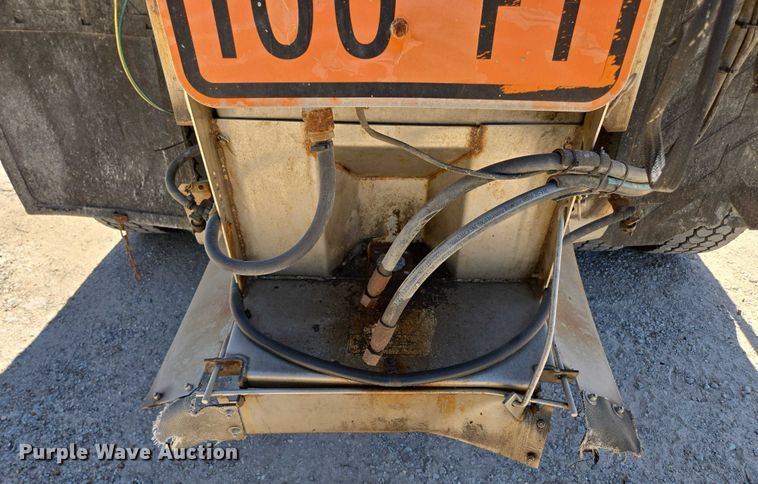 image for item DY0409 2009 Sterling L-Line dump truck