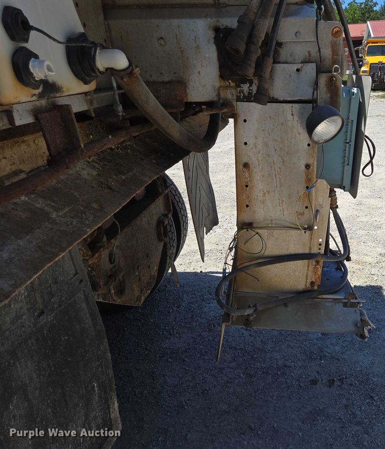 image for item DY0409 2009 Sterling L-Line dump truck