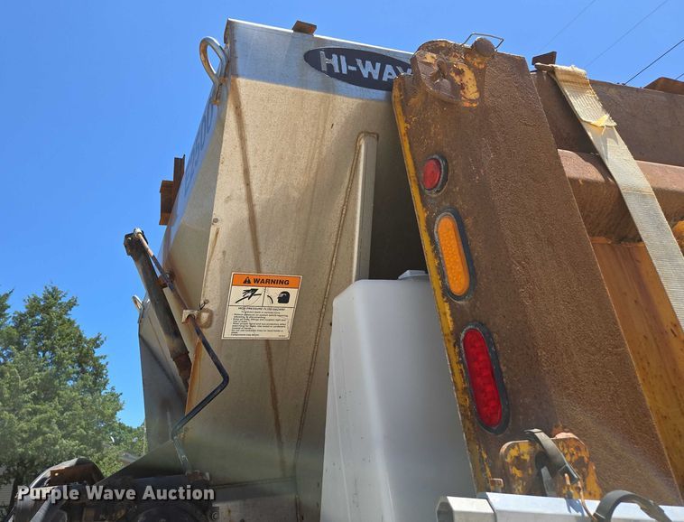 image for item DY0409 2009 Sterling L-Line dump truck