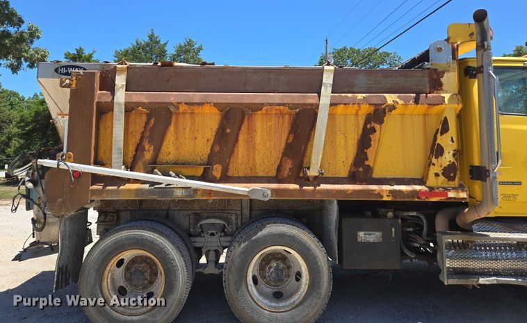 image for item DY0409 2009 Sterling L-Line dump truck