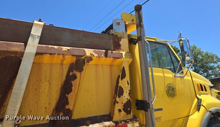 image for item DY0409 2009 Sterling L-Line dump truck